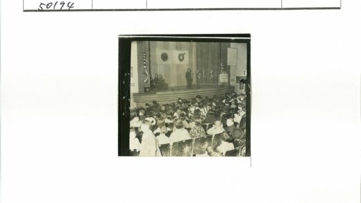 剧院演讲活动现场纪实.jpg