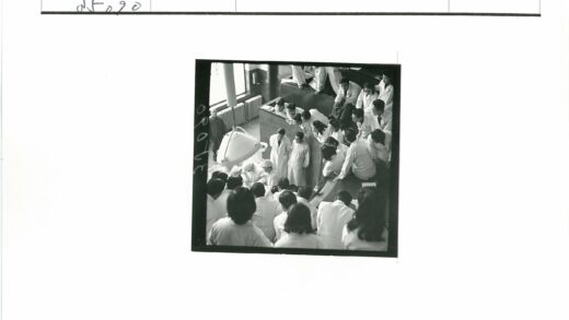 医学教学手术观摩现场.jpg