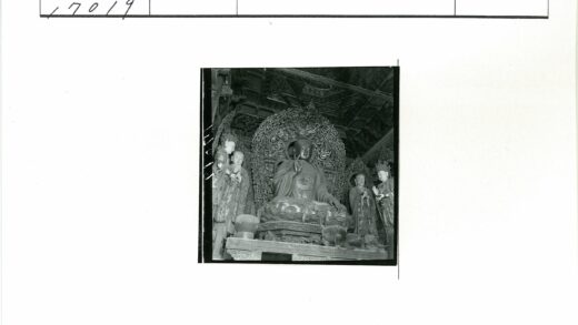 华丽大佛祭坛雕像群.jpg