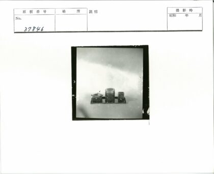 华丽容器托盘陈列.jpg
