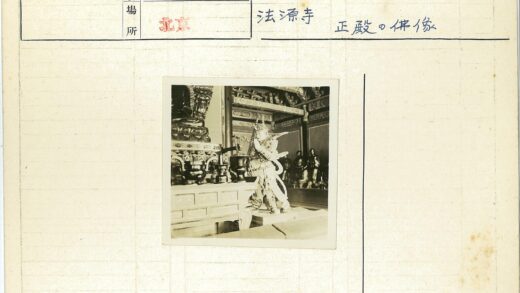 华丽神像与装饰艺术室内场景.jpg