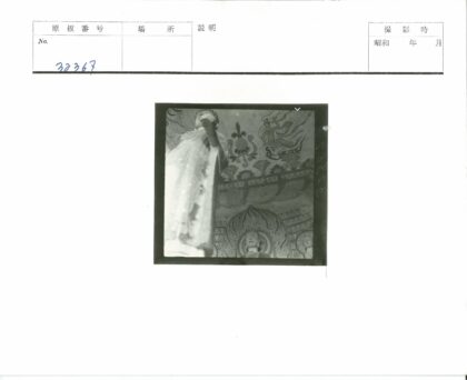 华丽雕像装饰天花板与墙壁.jpg