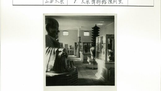 博物馆雕塑与文物陈列展示.jpg