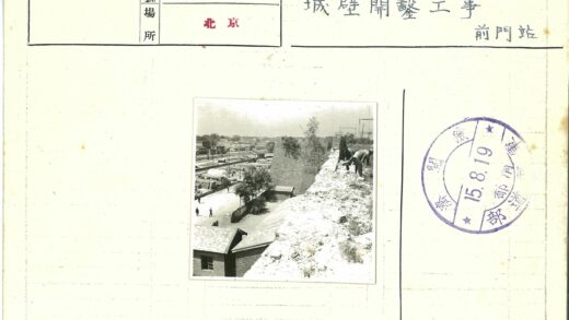 历史建筑与铁路景观.jpg