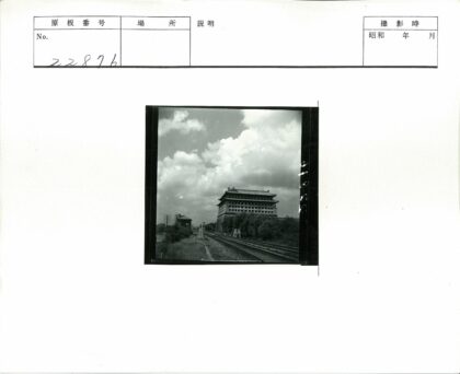 历史建筑与铁轨风云.jpg