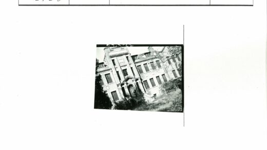 历史建筑砖砌立面与柱廊入口.jpg
