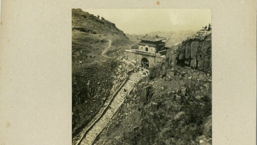 历史石门阶梯山景.jpg