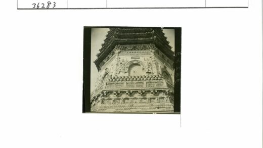 古代建筑雕刻细节特写.jpg