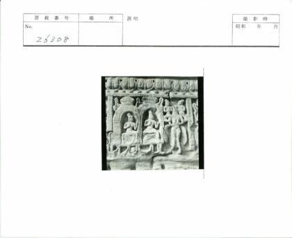 古代石雕人物群像特写.jpg