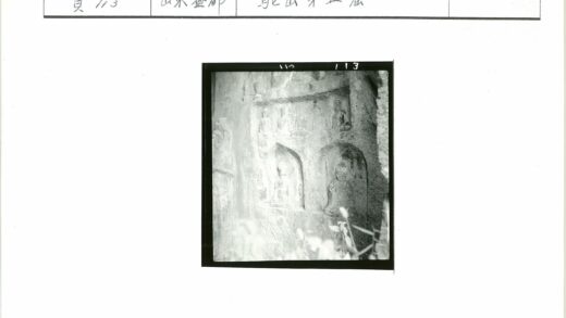 古代石雕坐像壁龛特写.jpg