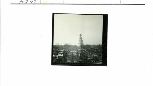 古佛塔冬日全景.jpg