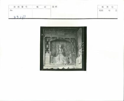 古典木雕神像与装饰艺术.jpg