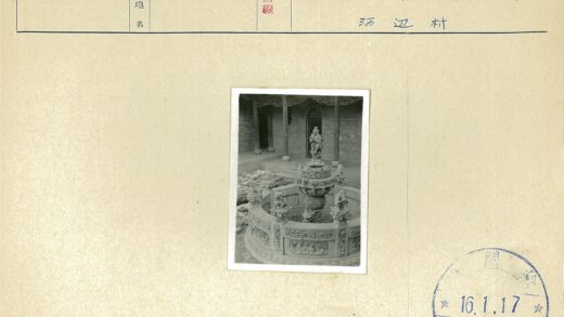 古建砖楼前石雕喷泉景观.jpg
