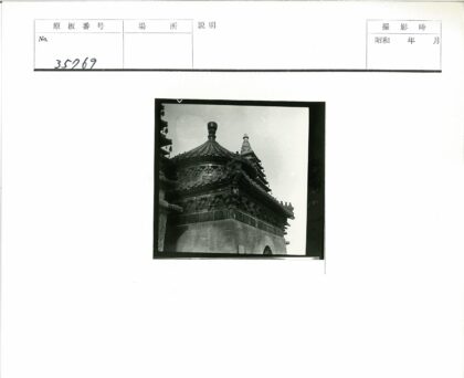 古建筑精美雕刻特写.jpg
