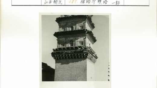 古砖塔建筑细节特写.jpg