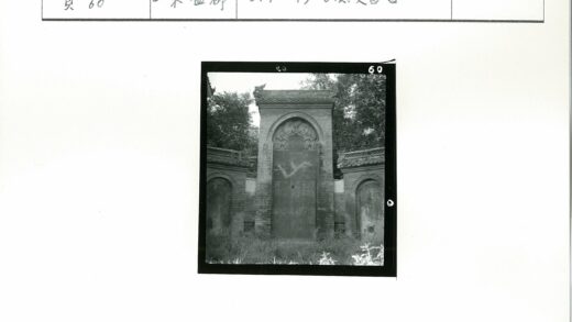 古老砖砌建筑与拱门景观.jpg