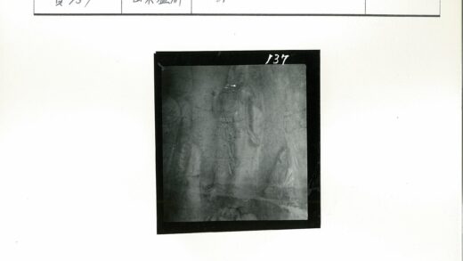 古老纹理人物石雕.jpg