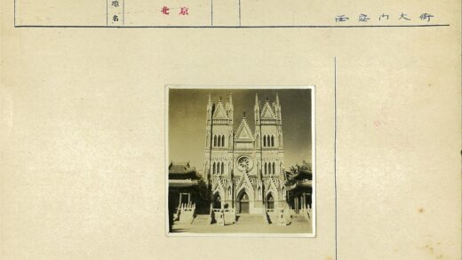 哥特式大教堂与宝塔建筑.jpg