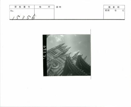 哥特式大教堂建筑细节.jpg