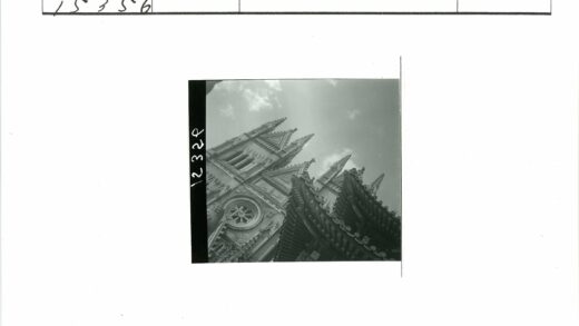 哥特式大教堂建筑细节.jpg