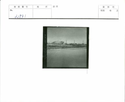 圆顶建筑水域风光.jpg