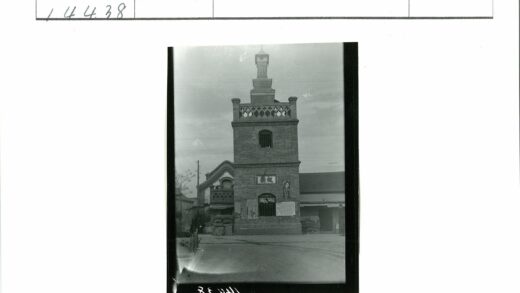 城市建筑砖结构与格子设计.jpg