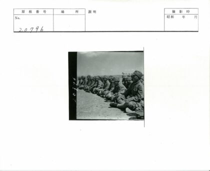 士兵列队训练历史照片.jpg