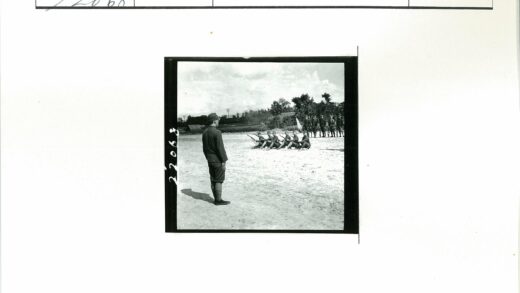 士兵沙地射击训练实景.jpg