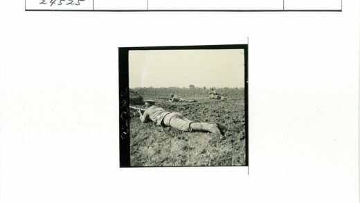 士兵田野步枪射击训练.jpg