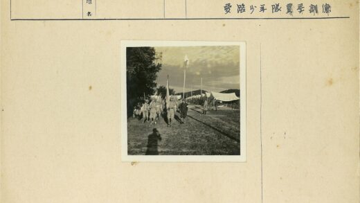 士兵营地行进与帐篷风景.jpg