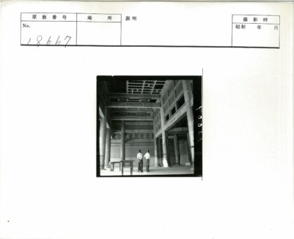 复古大厅建筑细节鉴赏.jpg
