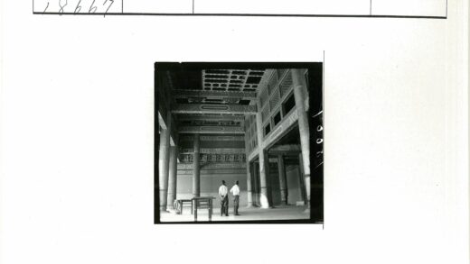 复古大厅建筑细节鉴赏.jpg