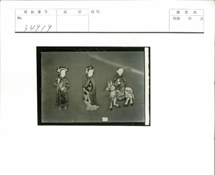 复古娃娃骑马与站姿造型.jpg