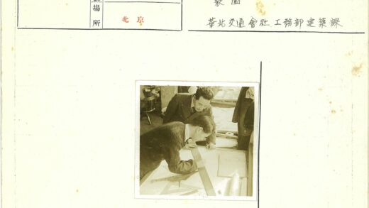 复古绘图工具工作场景.jpg