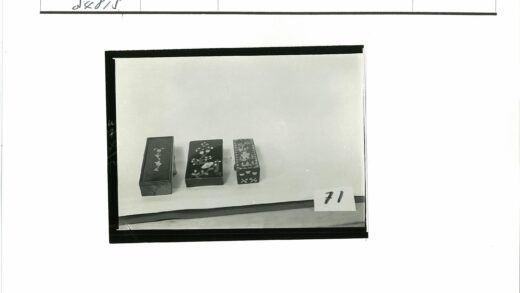 复古装饰盒与数字71设计展示.jpg