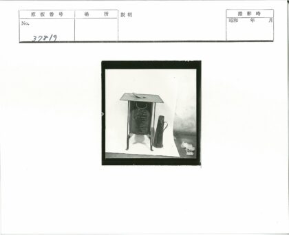 复古金属炉具与容器室内景.jpg