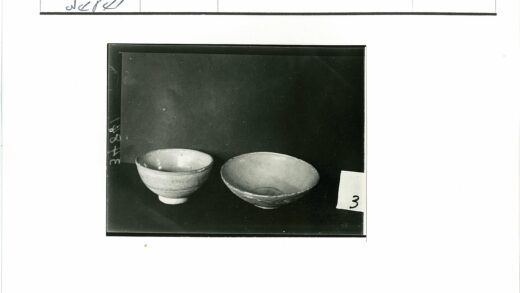 复古陶瓷碗与数字标签特写.jpg