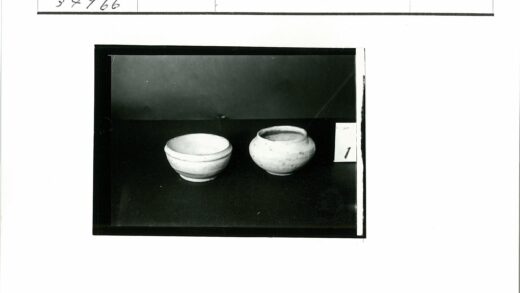 复古陶瓷碗数字标签特写.jpg