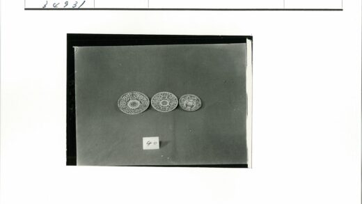 复古风格盘子与数字40展示.jpg