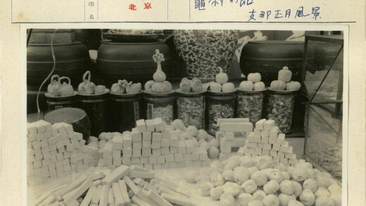 复古食品储藏与餐桌摆设.jpg