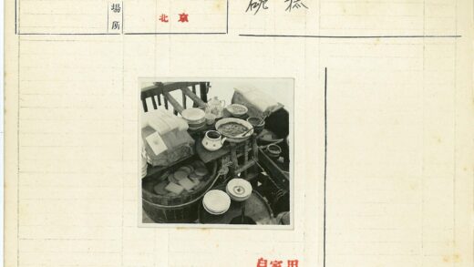 复古餐具与食物静物摆设.jpg