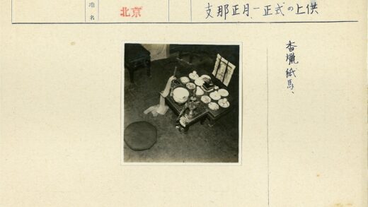 复古餐桌布置与烛光晚餐.jpg