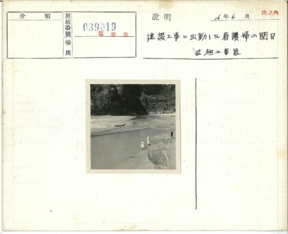 宁静河岸垂钓时光.jpg