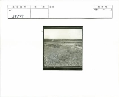 宁静湖畔草原风光.jpg