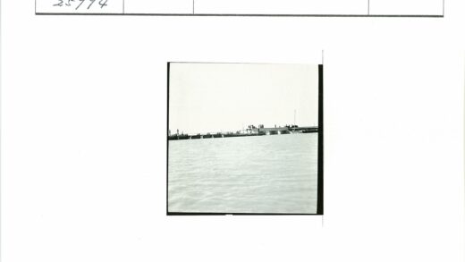 宁静码头晴空水域.jpg