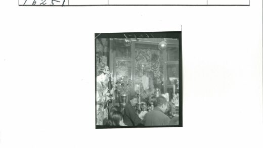 宗教祭坛仪式装饰与供品.jpg