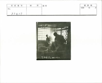 实验室烟雾实验工作场景.jpg
