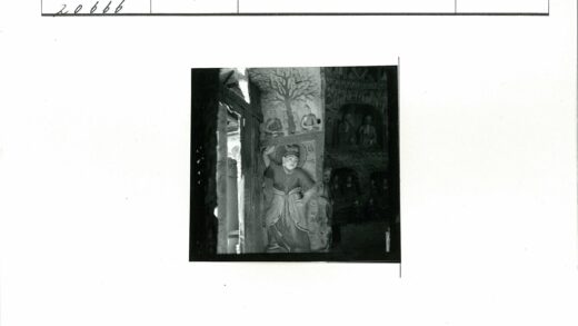 室内复杂人物雕像与浮雕墙.jpg