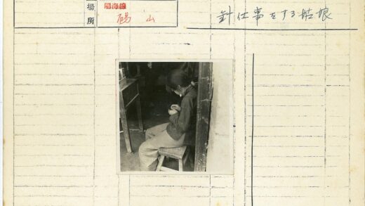 室内手工邮票题词工作照.jpg