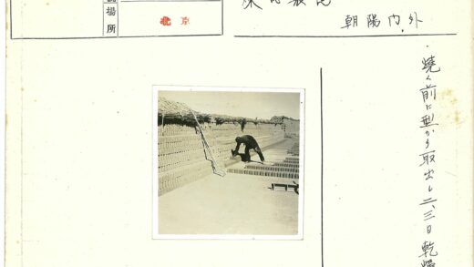 室外砖工施工现场堆砖工具.jpg